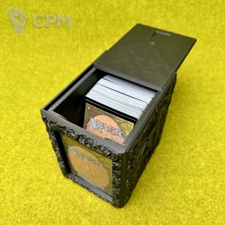 Описание картинки Декбокс для карт MTG (Magic The Gathering) черный swamp от Миниатюры и фигурки по цене 450руб | Свободный Рынок Миниатюр - СРМ