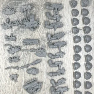 Описание картинки Chaos Space Marines Legionary от Craft по цене 2 350руб | Свободный Рынок Миниатюр - СРМ