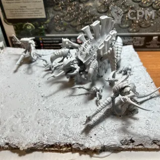 Описание картинки Диорама Tyranid от Shayen по цене 2 900руб | Свободный Рынок Миниатюр - СРМ
