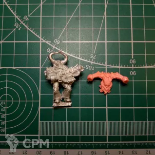 Описание картинки Chaos Space Marine w/Flamer (1996) от Stark Foundry по цене 355руб | Свободный Рынок Миниатюр - СРМ