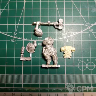 Описание картинки SM Captain with Thunderhammer (GamesDay 2008 LE) от Stark Foundry по цене 400руб | Свободный Рынок Миниатюр - СРМ