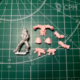 Описание картинки Chaos Space Marine 4 (1996) от Stark Foundry по цене 355руб | Свободный Рынок Миниатюр - СРМ