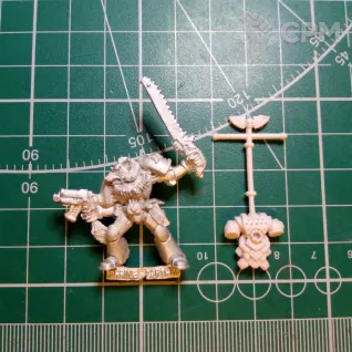 Описание картинки Wolf Captain w/Wolf Head (1990; bannerpack) от Stark Foundry по цене 375руб | Свободный Рынок Миниатюр - СРМ