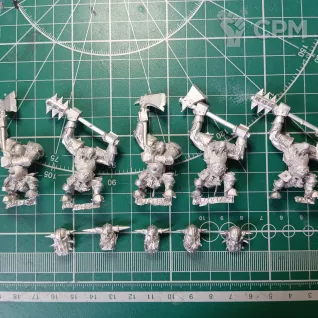 Описание картинки Black Orc w/Great Weapon Regiment (5; 2000) от Stark Foundry по цене 1 870руб | Свободный Рынок Миниатюр - СРМ