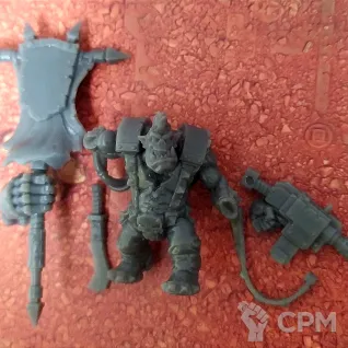 Описание картинки Ork Nob with Waaagh ! Banner от oxmc по цене 300руб | Свободный Рынок Миниатюр - СРМ