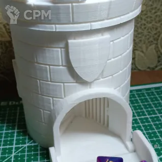 Описание картинки Dice tower/Башня для кубиков от Одинокий волк  по цене 1 500руб | Свободный Рынок Миниатюр - СРМ