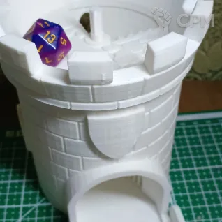 Описание картинки Dice tower/Башня для кубиков от Одинокий волк  по цене 1 500руб | Свободный Рынок Миниатюр - СРМ