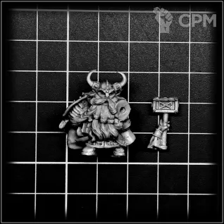 Описание картинки Lord with Hammer and Shields от OldHammer Мастерская по цене 350руб | Свободный Рынок Миниатюр - СРМ
