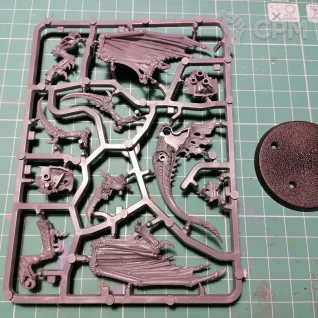 Описание картинки Winged Tyranid Prime от Saggatar Glorian по цене 1 500руб | Свободный Рынок Миниатюр - СРМ