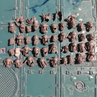 Описание картинки 40 разных голов орков от Old curiosity shop по цене 1 250руб | Свободный Рынок Миниатюр - СРМ