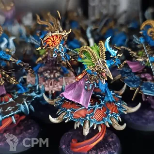 Описание картинки Tzaangor shaman on disk от Nazgul of Mordovia по цене 7 000руб | Свободный Рынок Миниатюр - СРМ