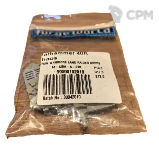 Описание картинки Iron Warriors Land Raider Doors RARE от LordKIN по цене 2 900руб | Свободный Рынок Миниатюр - СРМ