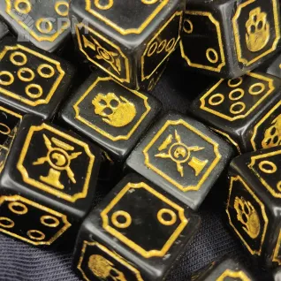 Описание картинки Adeptus Custodes Dice Set от ССП по цене 3 300руб | Свободный Рынок Миниатюр - СРМ