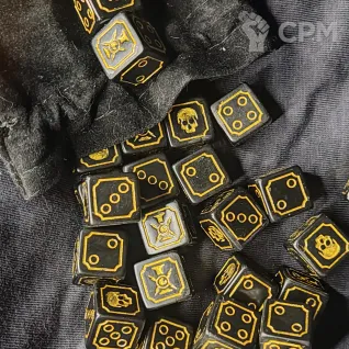 Описание картинки Adeptus Custodes Dice Set от ССП по цене 3 300руб | Свободный Рынок Миниатюр - СРМ