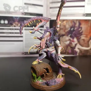 Описание картинки Tyranids Deathleaper от Coolbrush по цене 5 600руб | Свободный Рынок Миниатюр - СРМ