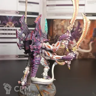 Описание картинки The Swarmlord от Coolbrush по цене 6 800руб | Свободный Рынок Миниатюр - СРМ