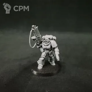 Описание картинки Primaris Lieutenant with Auto Bolt Rifle (Dark Imperium, 2017) от Sanctureon по цене 2 000руб | Свободный Рынок Миниатюр - СРМ
