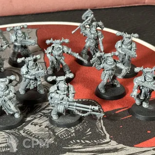 Описание картинки Chaos Space Marines: Legionaries от Overking по цене 3 500руб | Свободный Рынок Миниатюр - СРМ