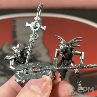 Описание картинки Necron Cryptek 2 штуки (конверт) от Overking по цене 1 000руб | Свободный Рынок Миниатюр - СРМ