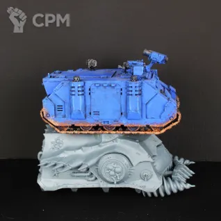 Описание картинки Миниатюра Рино (Rhino) глубинных десантников от Brother Ork по цене 2 780руб | Свободный Рынок Миниатюр - СРМ