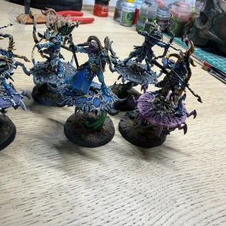 Описание картинки Tzaangor Enlightened (great bow)+ shaman от Torf по цене 27 000руб | Свободный Рынок Миниатюр - СРМ
