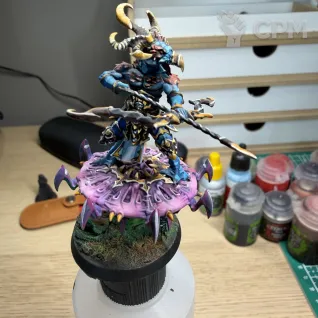 Описание картинки Tzaangor Enlightened (great bow)+ shaman от Torf по цене 27 000руб | Свободный Рынок Миниатюр - СРМ