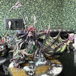Описание картинки Prince Vhordrai, Lord of the Crimson Keep от Dmiter по цене 29 000руб | Свободный Рынок Миниатюр - СРМ