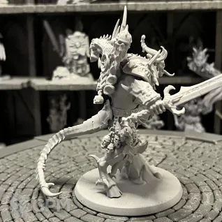 Описание картинки Warhammer 40000 Daemon Prince от Houston Program по цене 700руб | Свободный Рынок Миниатюр - СРМ