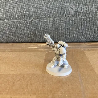 Описание картинки Lieutenant space marines от User57488 по цене 1 200руб | Свободный Рынок Миниатюр - СРМ
