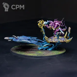 Описание картинки Fateskimmer, Herald of Tzeentch on Burning Chariot от Monger по цене 12 950руб | Свободный Рынок Миниатюр - СРМ