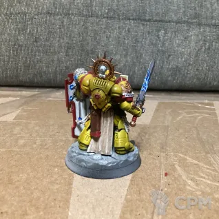 Описание картинки Imperial firsts captain with relic shield от User57488 по цене 1 600руб | Свободный Рынок Миниатюр - СРМ