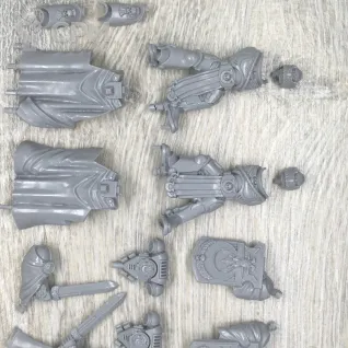 Описание картинки Marneus Calgar with honour guard от Craft по цене 1 260руб | Свободный Рынок Миниатюр - СРМ