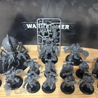 Описание картинки Start Collecting: Chaos Space Marines от Figurzilla  по цене 7 850руб | Свободный Рынок Миниатюр - СРМ