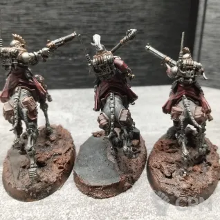 Описание картинки Serberys Sulphurhounds от  Pirum aureum/ по цене 5 000руб | Свободный Рынок Миниатюр - СРМ