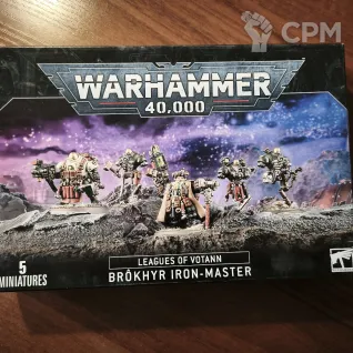 Описание картинки Brokhyr Iron-master, на литниках от RustyTheRaccoon по цене 4 000руб | Свободный Рынок Миниатюр - СРМ