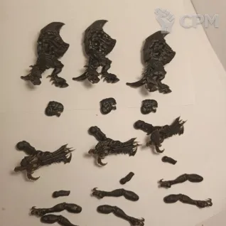 Описание картинки Tyranid Hive Guard от Клондайк Моделей  по цене 550руб | Свободный Рынок Миниатюр - СРМ