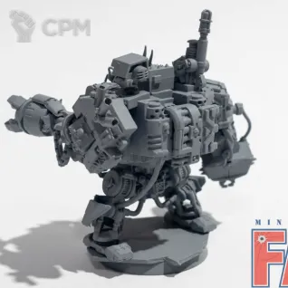 Описание картинки Big Mek in Mega Armour Kitbash (конверсия, собран) от MiniaturesFAN по цене 2 464руб | Свободный Рынок Миниатюр - СРМ