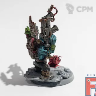 Описание картинки Warboss Kitbash (собран, начат покрас) от MiniaturesFAN по цене 2 576руб | Свободный Рынок Миниатюр - СРМ