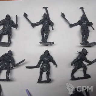 Описание картинки Uruk-hai Siege Troops от Серж по цене 1 350руб | Свободный Рынок Миниатюр - СРМ
