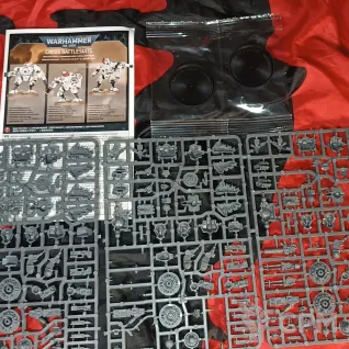 Описание картинки XV8 Crisis Battlesuit Team от Kirill Mezh по цене 5 700руб | Свободный Рынок Миниатюр - СРМ