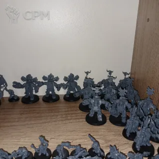 Описание картинки Небольшой Waaagh!!! от Ctrl по цене 17 750руб | Свободный Рынок Миниатюр - СРМ