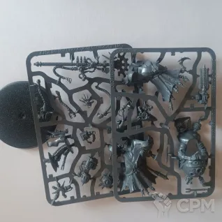 Описание картинки Tech-Priest Manipulus от Хакон! по цене 2 500руб | Свободный Рынок Миниатюр - СРМ