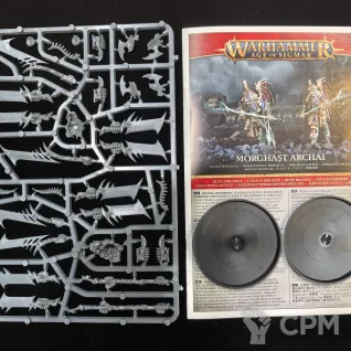Описание картинки AoS: Ossiarch Bonereapers Morghasts от Akella по цене 7 000руб | Свободный Рынок Миниатюр - СРМ