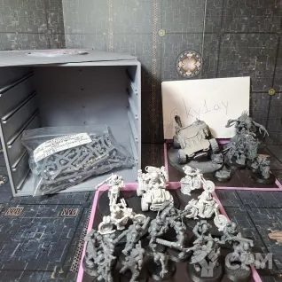 Описание картинки Комплект юнитов Genestealer Cults от Kylay по цене 10 500руб | Свободный Рынок Миниатюр - СРМ