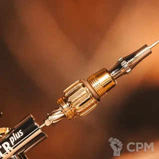 Описание картинки Аэрограф Harder & Steenbeck Evolution 2024 CRplus Two in One от ADEPT M&P по цене 38 400руб | Свободный Рынок Миниатюр - СРМ