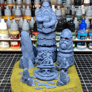 Описание картинки Ancient Dwarf Forge and Great Dwarf Runemaster от 3DPrintClub по цене 2 200руб | Свободный Рынок Миниатюр - СРМ
