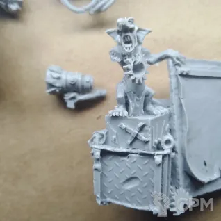Описание картинки Ork Mek Boss Buzzgob от Серж по цене 1 150руб | Свободный Рынок Миниатюр - СРМ