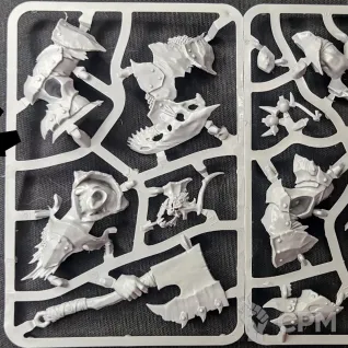 Описание картинки Orruk Megaboss от ССП по цене 650руб | Свободный Рынок Миниатюр - СРМ