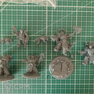 Описание картинки 100 миниатюр Warhammer от DmitriiK по цене 10 000руб | Свободный Рынок Миниатюр - СРМ