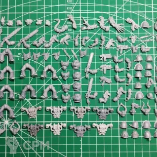 Описание картинки Chaos Space Marines squad (8; 2002) от Stark Foundry по цене 2 895руб | Свободный Рынок Миниатюр - СРМ